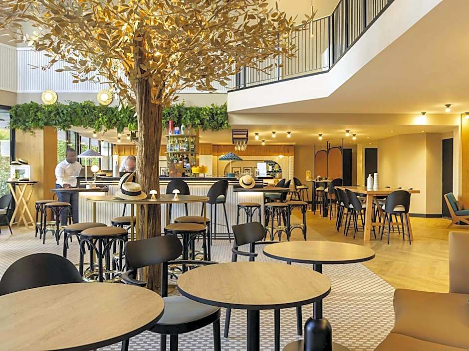 Novotel Paris Suresnes Longchamp