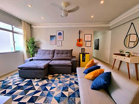 Apartamento Guarujá, Frente Mar, Pé na areia, moderno!!!