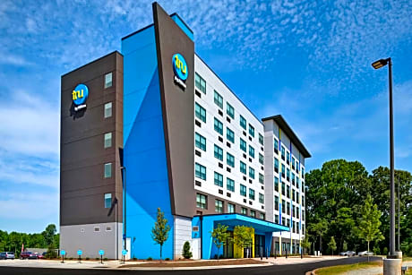 Tru by Hilton Mooresville, NC