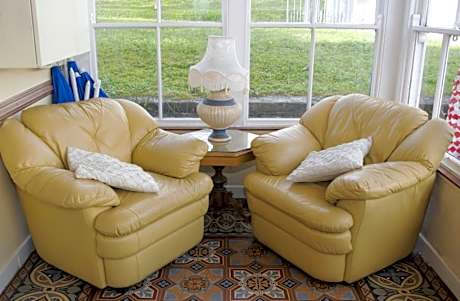 Standard Double Room with Shared Bathroom