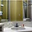 Super 8 by Wyndham Los Angeles Downtown