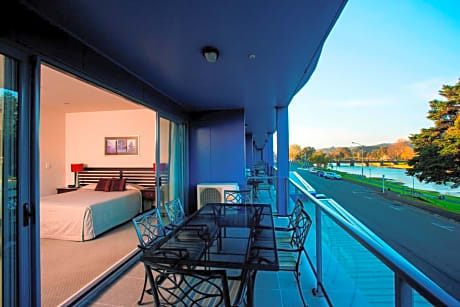 Executive Suite with River View