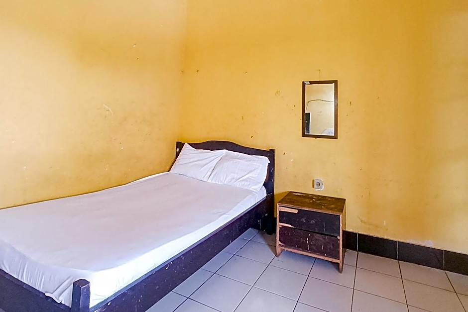 Hotel O Dienda Hayu Near Alun Alun Tastura