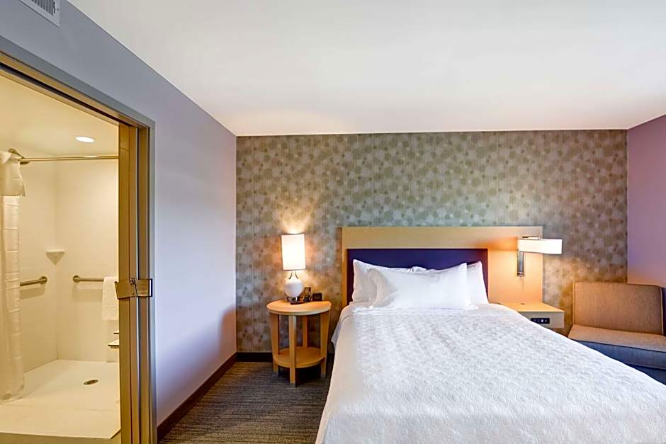 Home2 Suites by Hilton Winston-Salem Hanes Mall