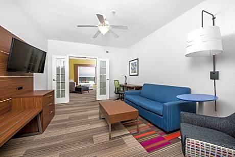 King Suite with Sofa Bed - Non-Smoking