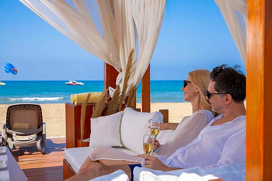 Oz Hotels Side Premium