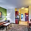 Holiday Inn Express & Suites Wytheville By IHG