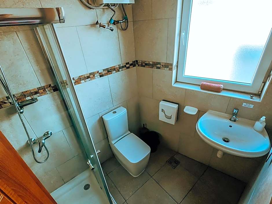 Marco Polo Party Hostel