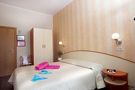 Double or Twin Room with Side Sea View