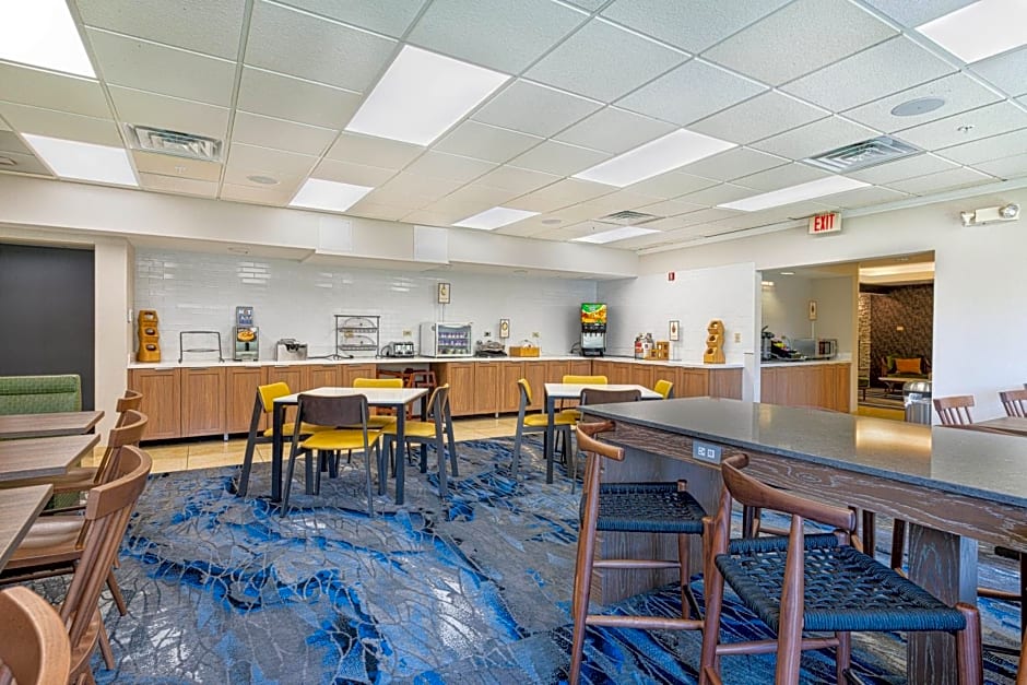 Fairfield Inn & Suites by Marriott Chicago Naperville