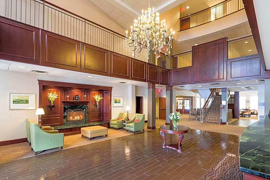 Comfort Inn & Suites Near Burke Mountain