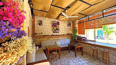 Alayaz Hotel