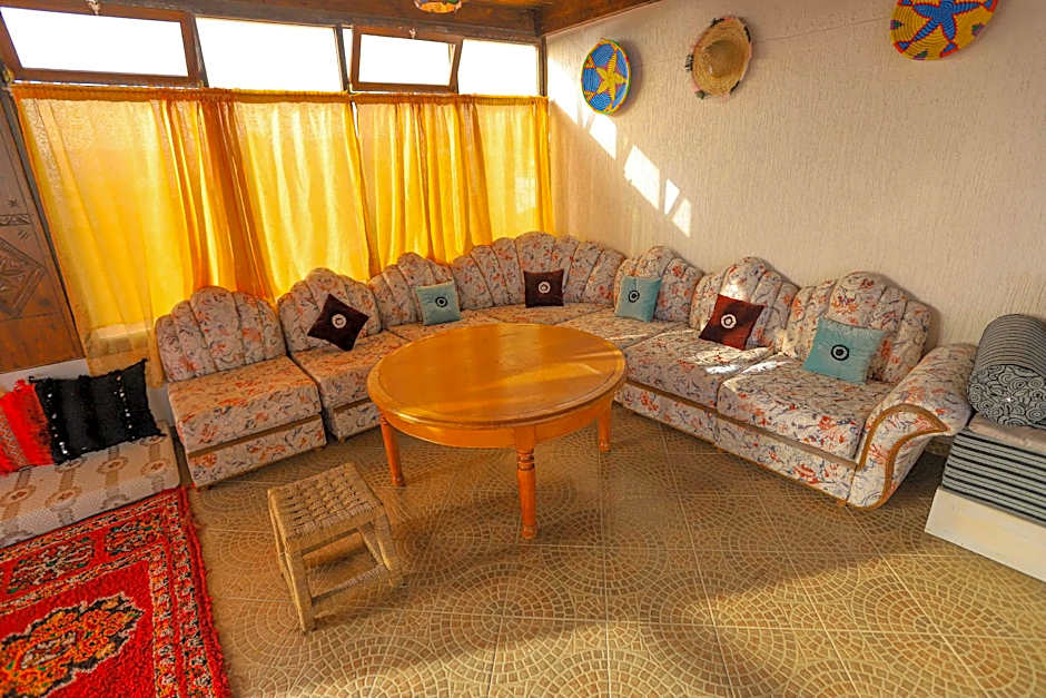 Rina Hostel – Agadir, CO