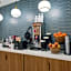 La Quinta Inn & Suites by Wyndham Santa Cruz