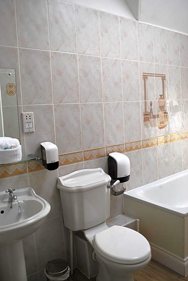 OYO Dunmar House Hotel