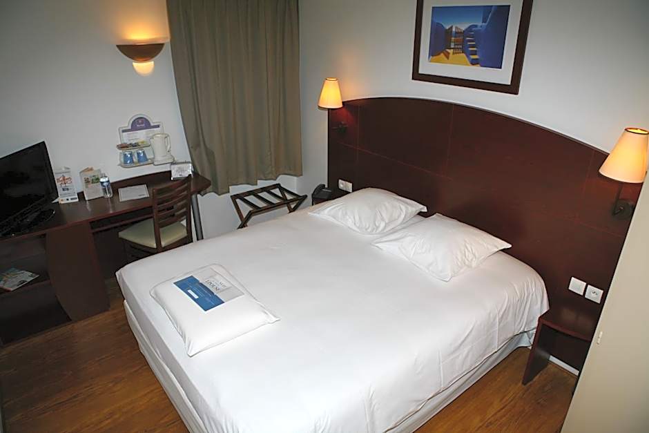 Foto 1 daripada 12 — 1 Double Bed