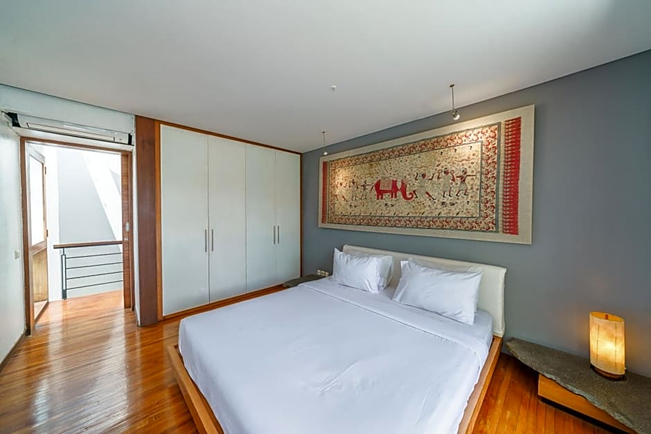 Villa Rio - Contemporary 2BR Villa in Downtown Seminyak