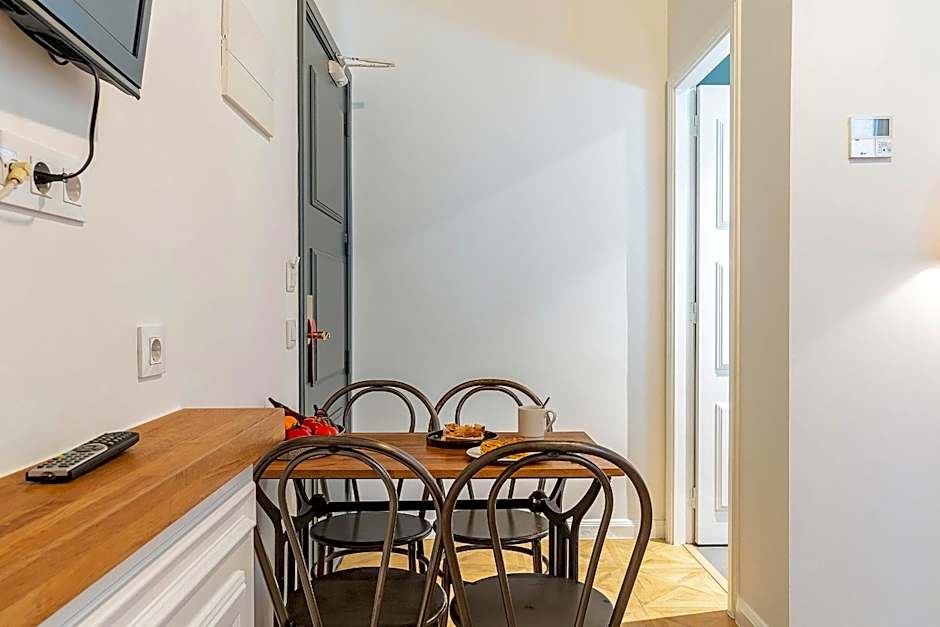 Casa Gracia Apartments