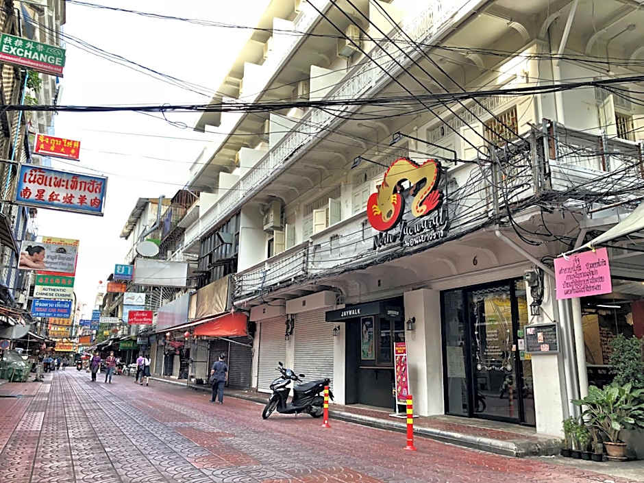 Norn Yaowarat Hotel