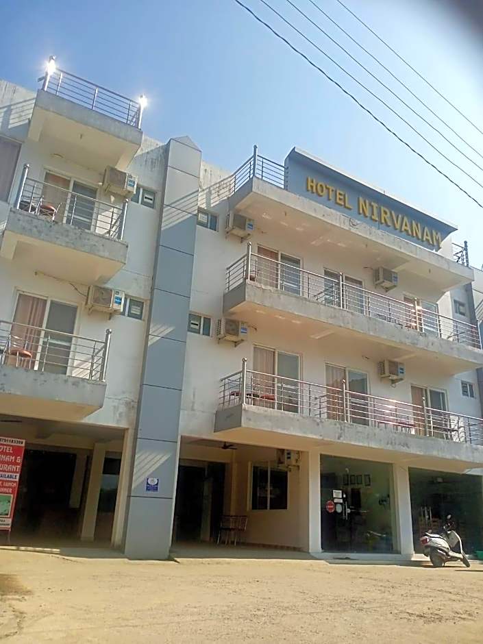 Zdjęcie 1 z 40 — Hotel Nirvanam