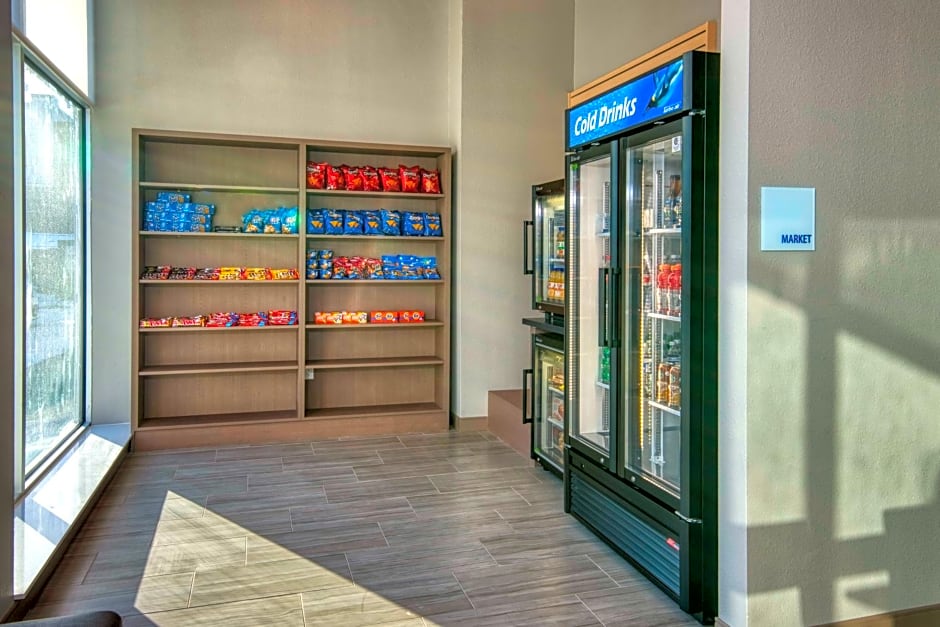 Holiday Inn Express & Suites Omaha Downtown - Old Market By IHG