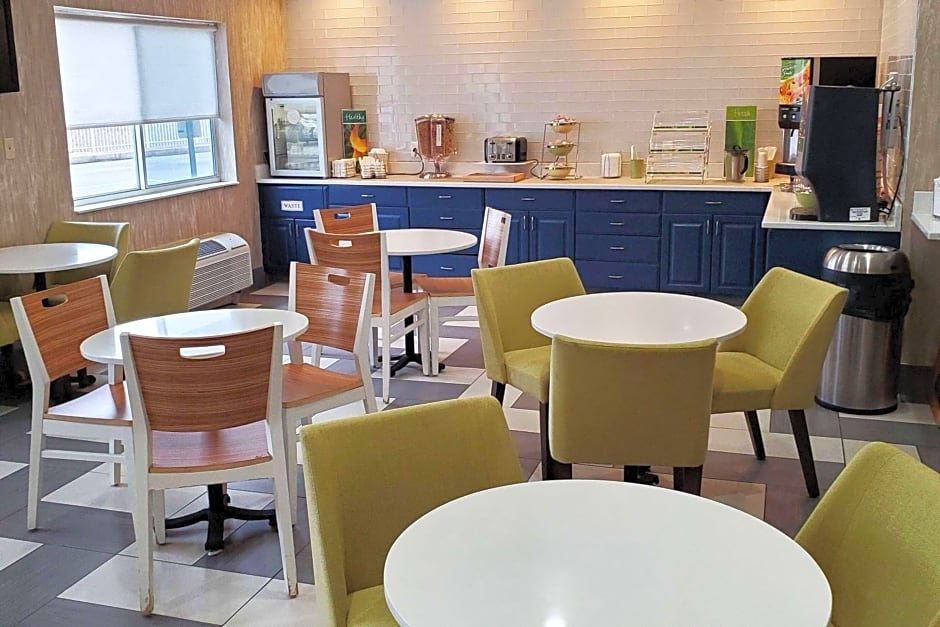 Wingate by Wyndham Uniontown