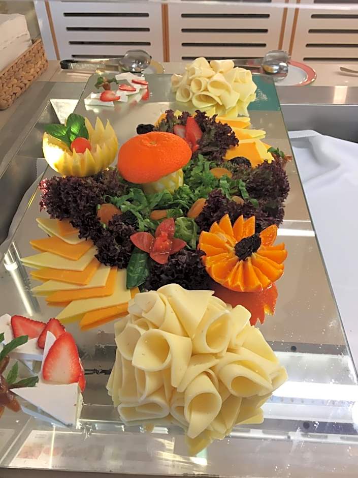 Vrissaki Beach Hotel