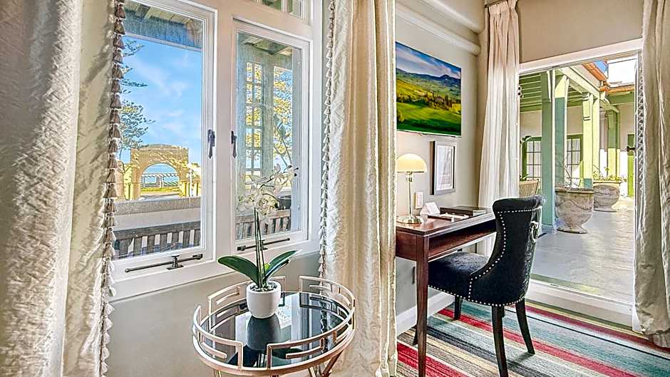 Art Deco Masonic Hotel