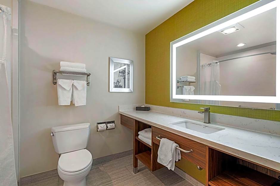 Best Western Plus Gardena Inn & Suites