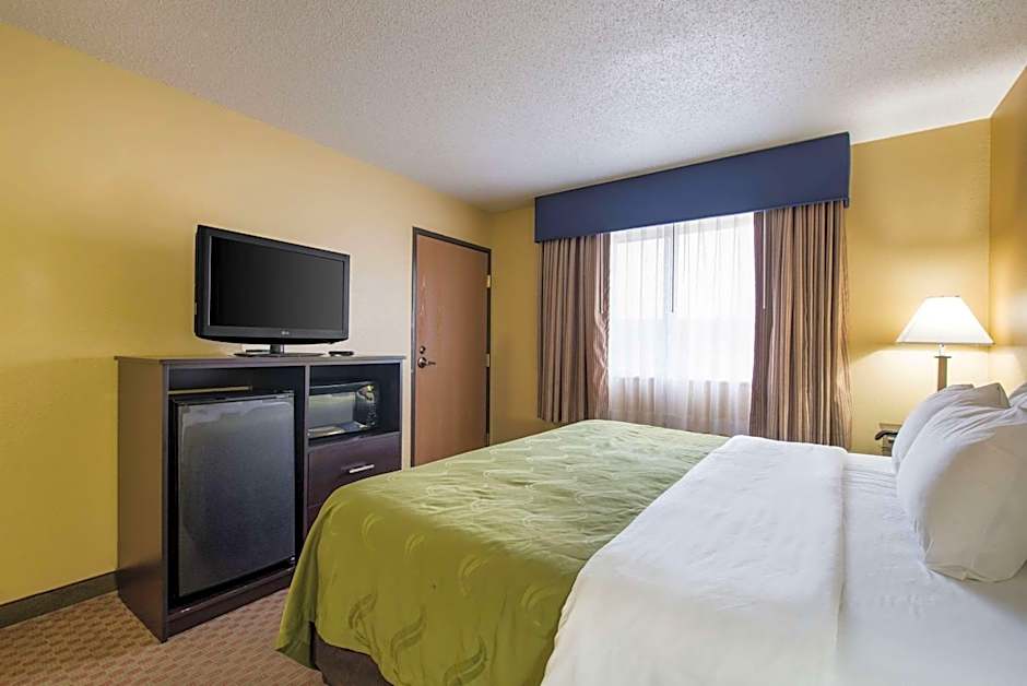 Quality Inn & Suites Menomonie