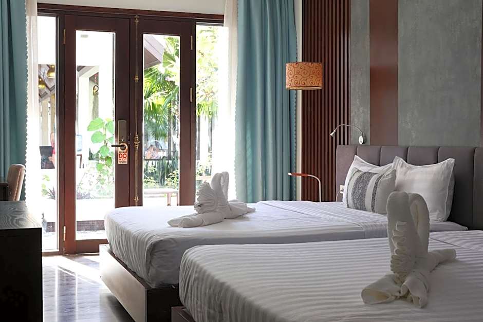 Sunrise Garden House