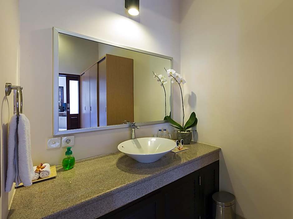 Kubal Villa and Living Seminyak