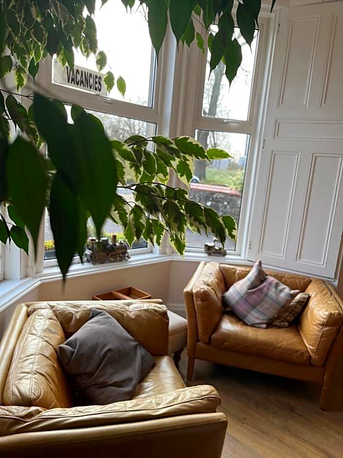 Ravenswood Guest House