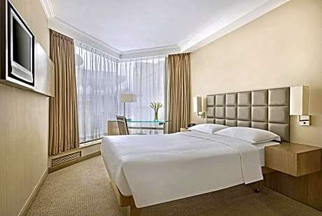 7 Nights Stay - Side Harbor View Room