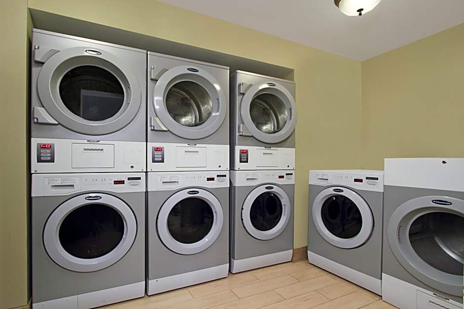 Staybridge Suites Tysons - McLean By IHG