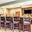 Cobblestone Hotel & Suites - Torrington