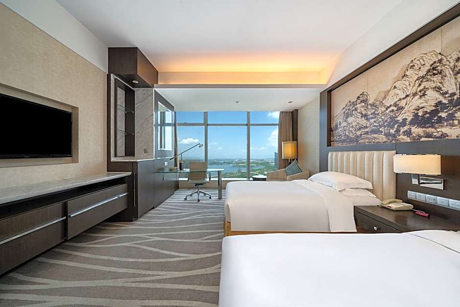 Photo 1 of 2 of Standard 2 Twin Beds, Lake View