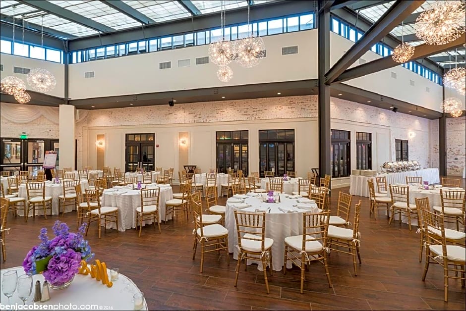 Crowne Plaza Providence Warwick Airport By IHG
