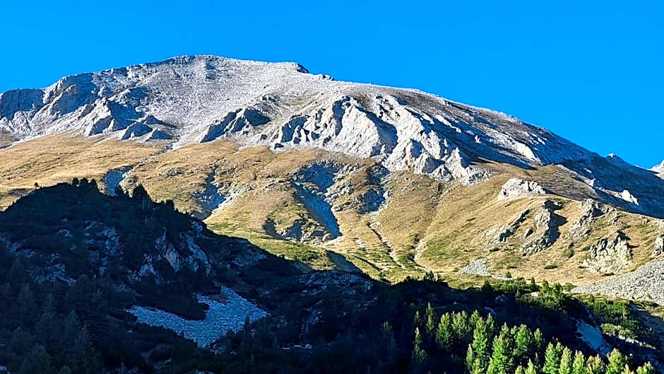 500м. от лифта Сладък дом в Белведере СПА комплекс