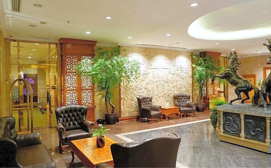 Harmoni Suites Hotel