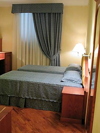 Classic Quadruple Room (with 1 Bunk Bed)
