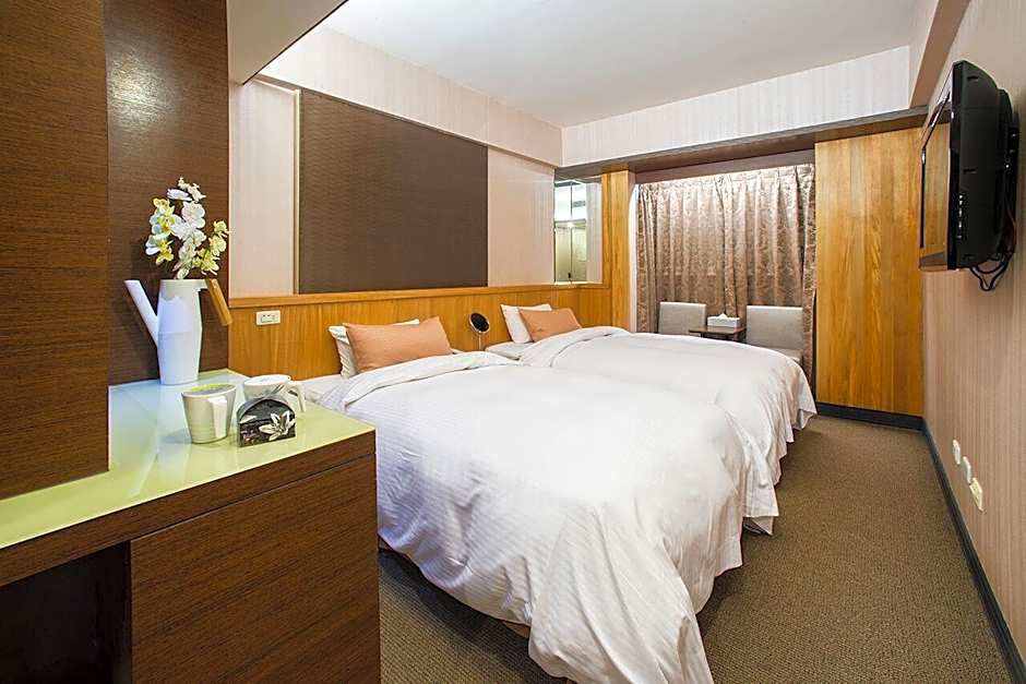 CHECK inn Express Taichung Fengchia