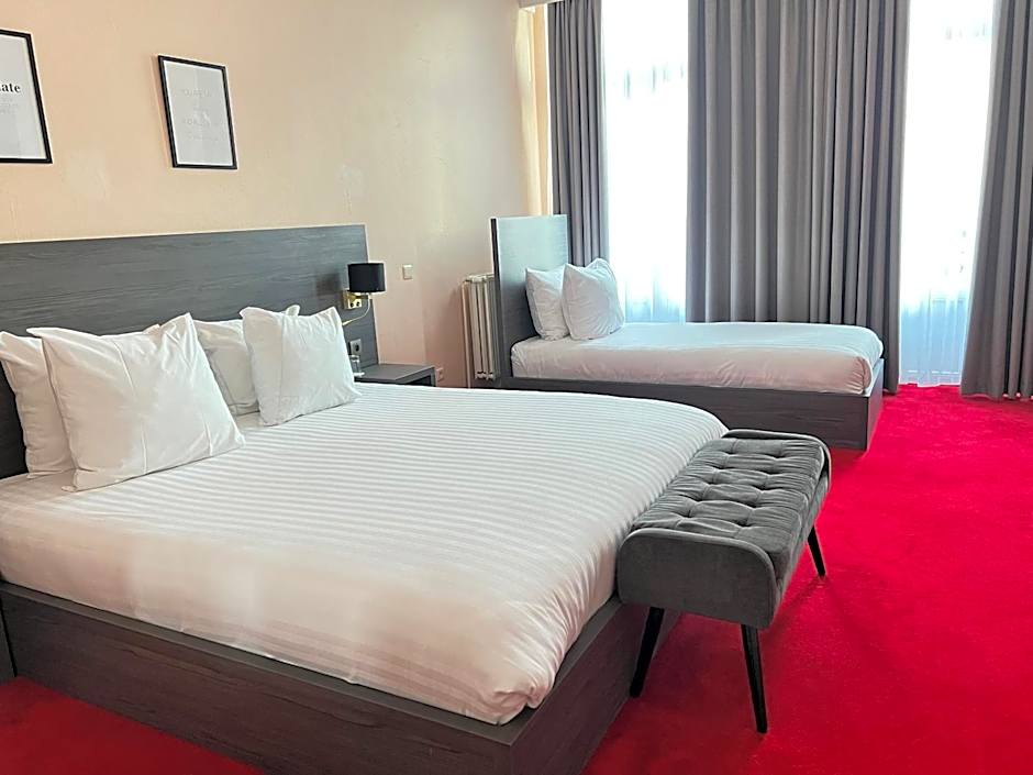La Bourse Hotel
