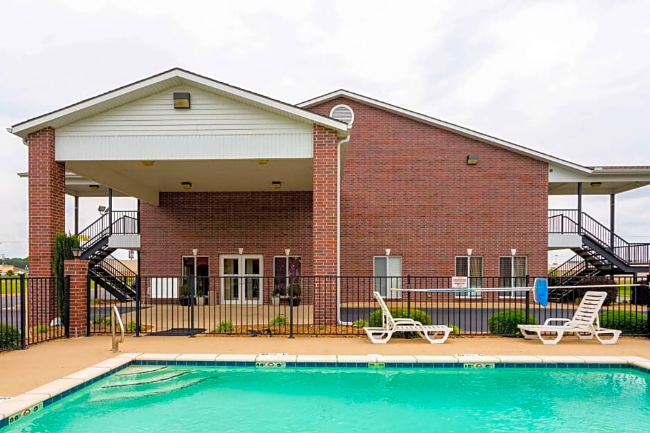 Econo Lodge Inn & Suites Searcy