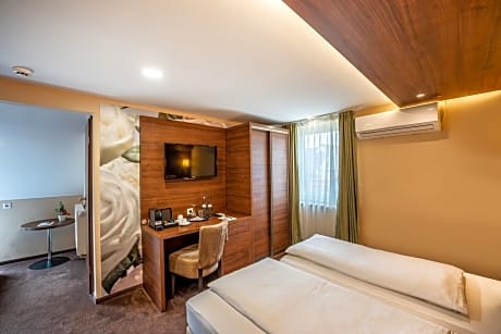 Standard Family Room