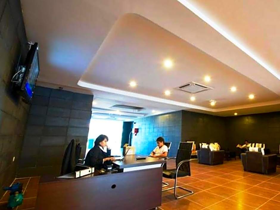 Han Palace Hotel Semporna