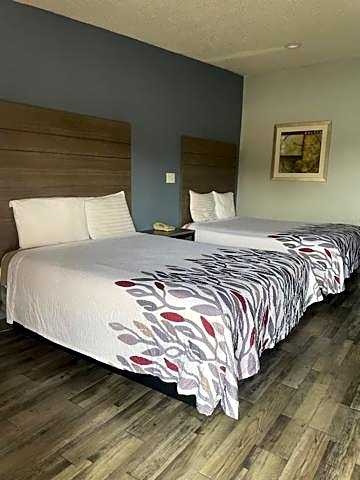 Delux Inn