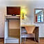 Super 8 by Wyndham Livermore