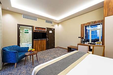 Suite with Balcony