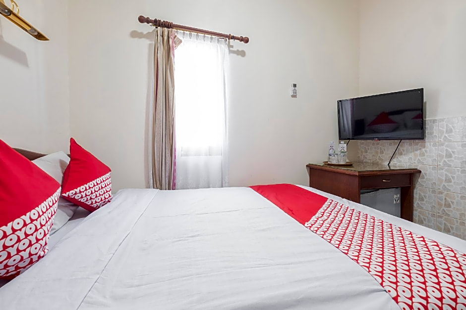 OYO 1090 Hotel Anging Mammiri Makassar